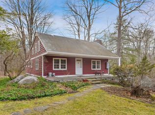 1695 Spring Valley Rd, Ossining, NY 10562