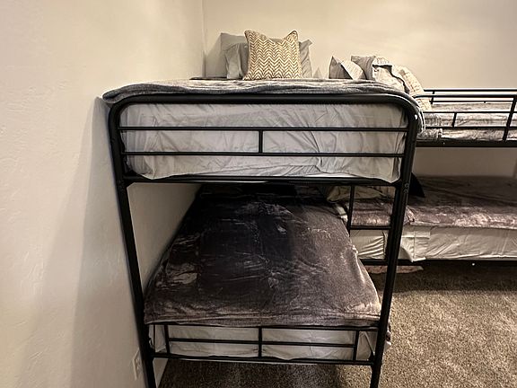 5th image of 678 Vista East Dr