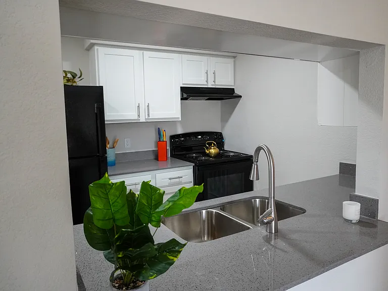 Twin City Villa — Photo 7