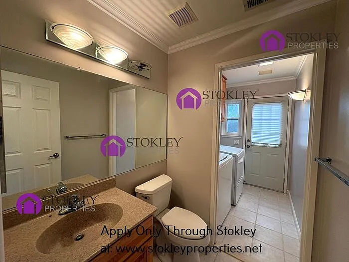 637 Tarrytown Ct — Photo 9