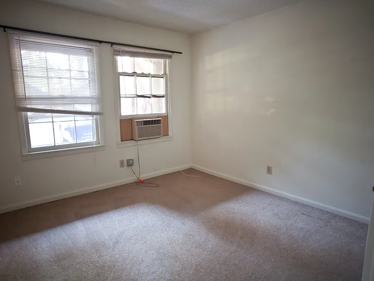 212-1B McCauley St — Photo 11