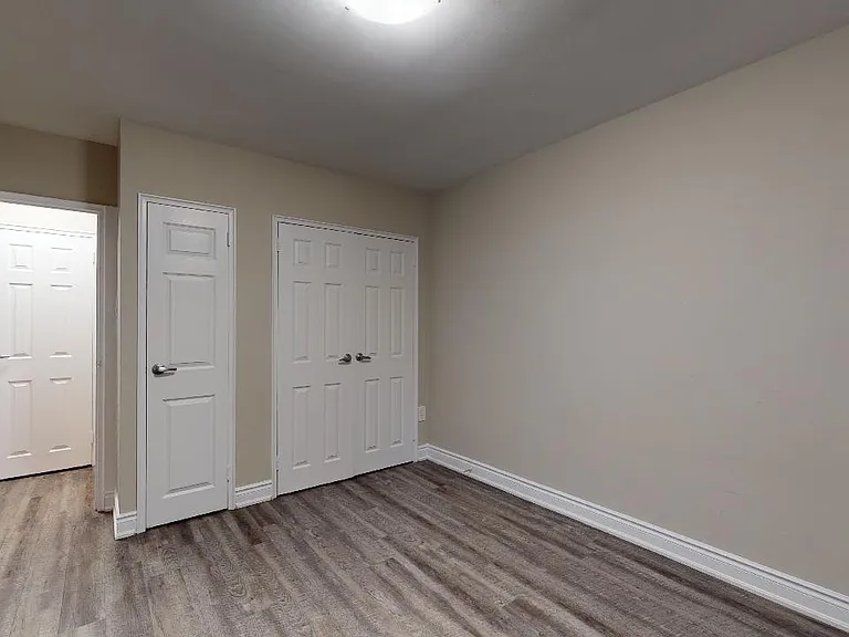 455 Maple Ave — Photo 8