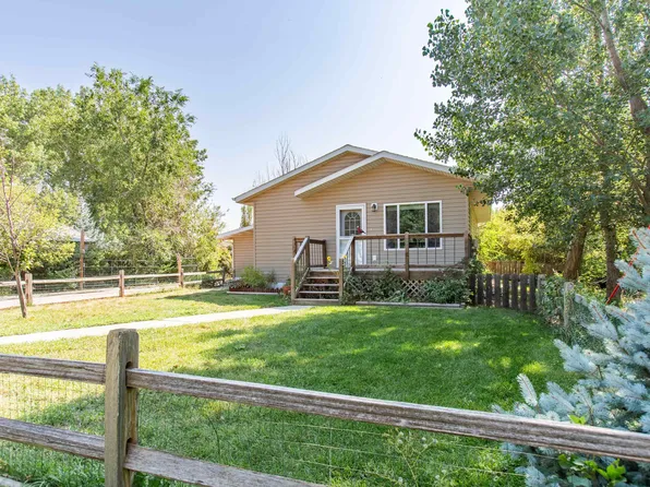 2634 Pioneer Dr, Rapid City, SD 57703