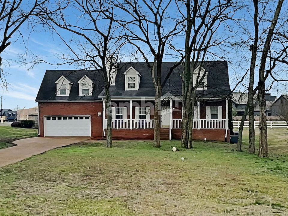 1st image of 2702 Camden Ct