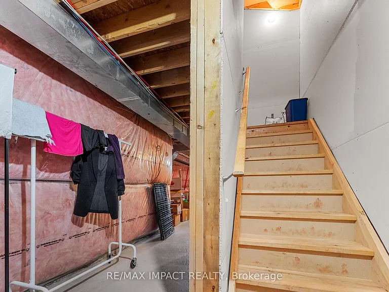 5084 Alyssa Dr — Photo 35