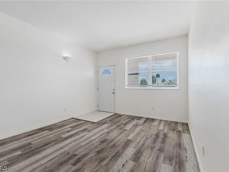 5612 Rose Garden Rd #204 — Photo 6