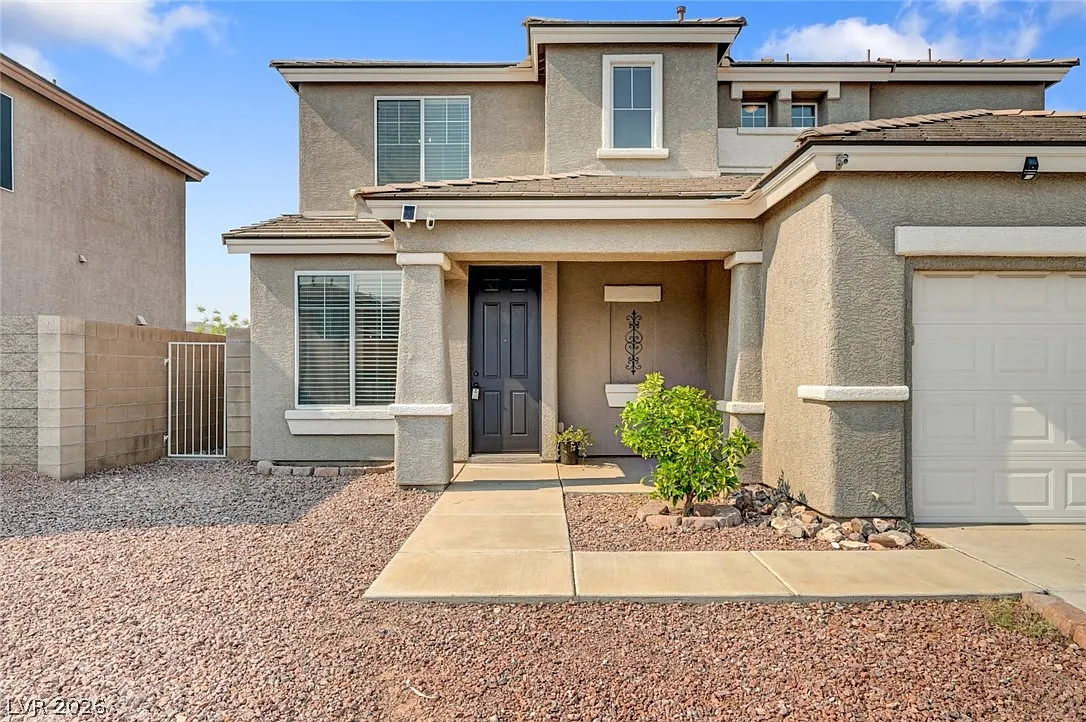 3 bed, 2.5 bath, 1656 sqft, $2,095 — Photo 3