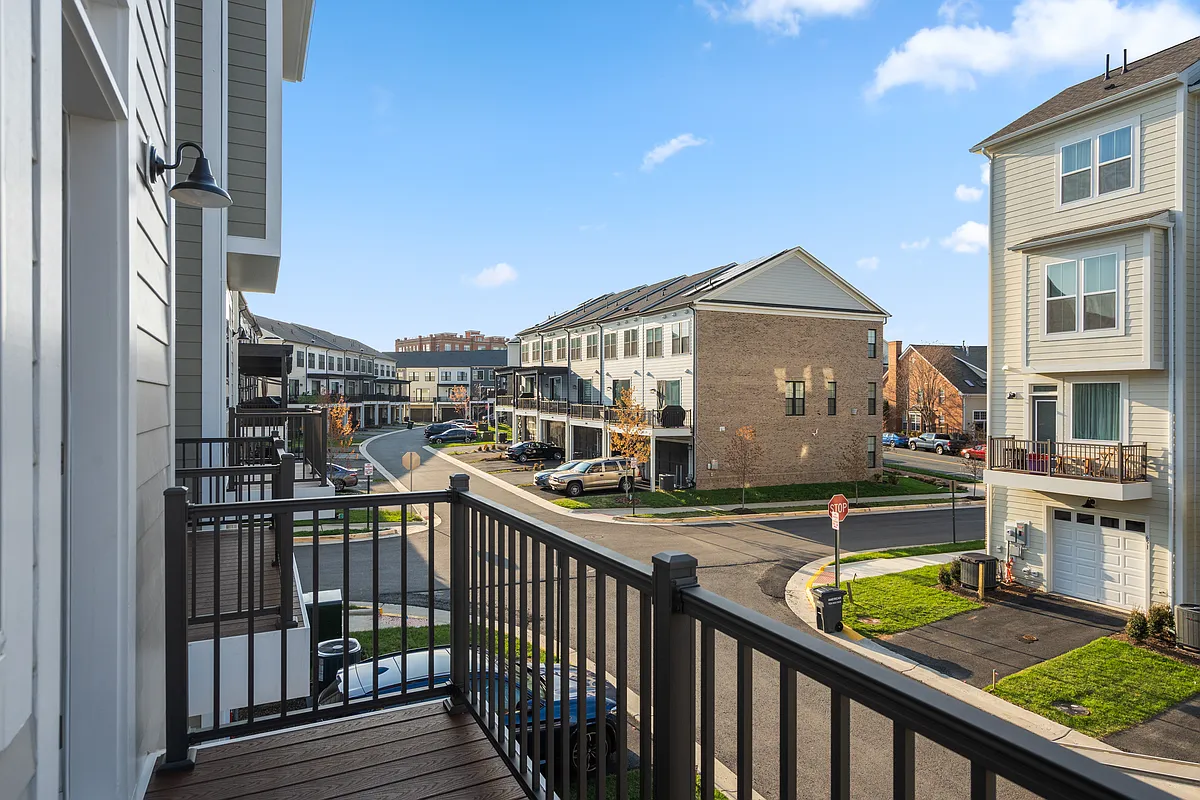 Building Photo - 602 Watermans Dr