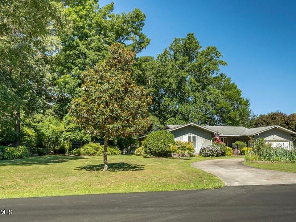 1st image of 311 Country Club Drive