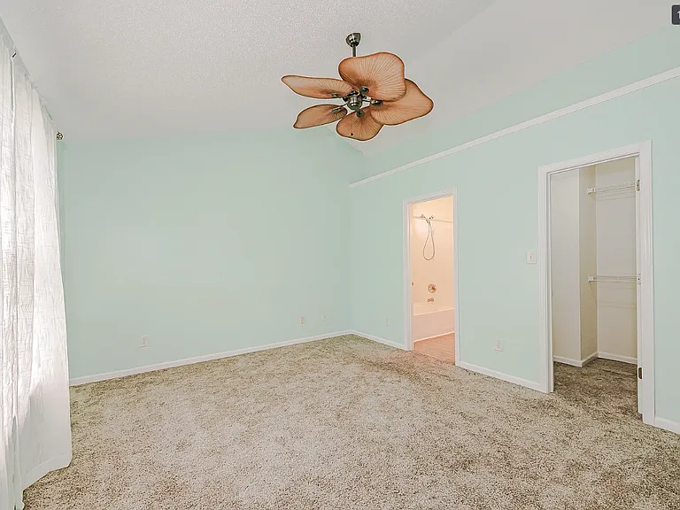 12819 Slade Castle Ct — Photo 9