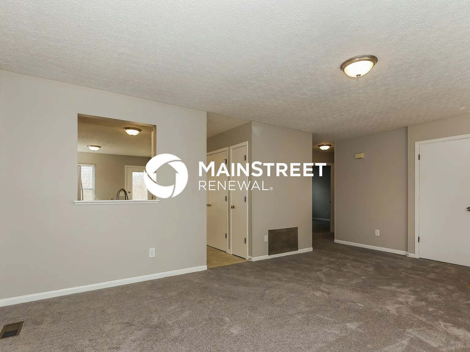 2079 Queens Meadow Ln — Photo 2