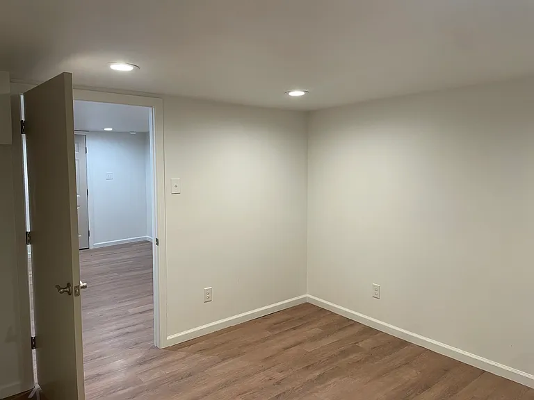 1101 Kavanaugh Blvd #C — Photo 10
