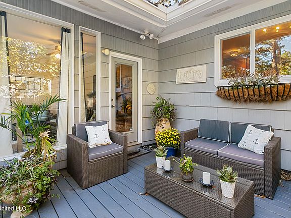 4th image of 4424 Northover Dr