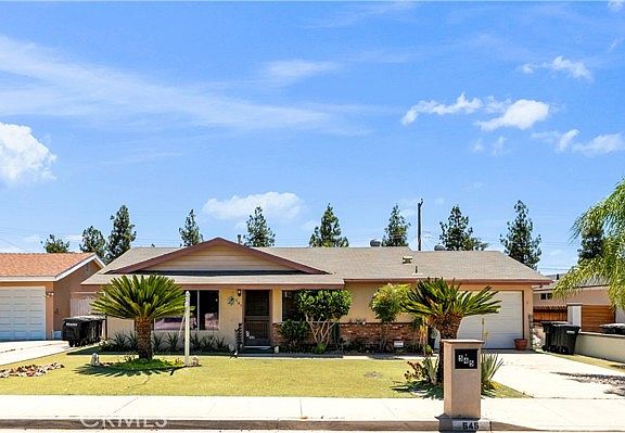 3rd image of 545 Jade Dr