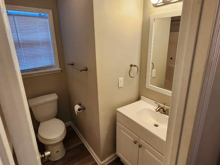 1781 Wayland Park Dr — Photo 15
