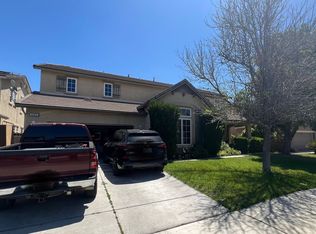 6686 Sand Dunes St, Corona, CA 92880