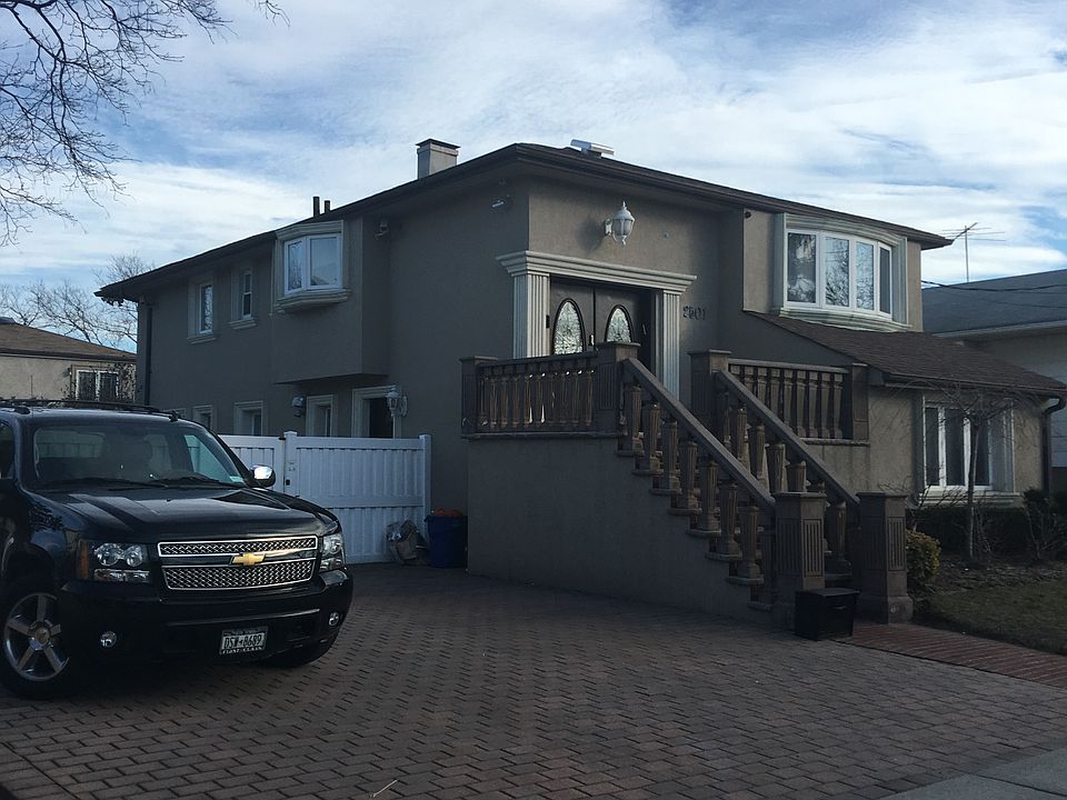 1st image of 2501 E 64th St