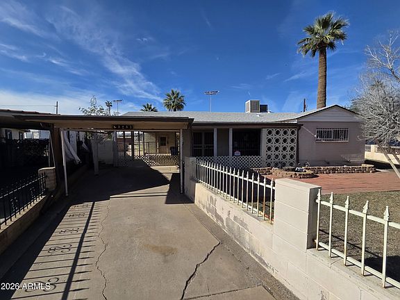 2nd image of 3237 W PIERCE Street