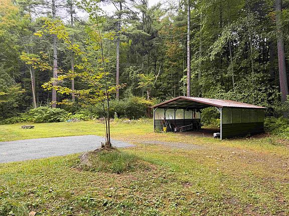 3rd image of 169 Glen Road
