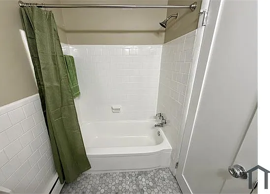 2 bed, 712 sqft, $3,000 — Photo 4
