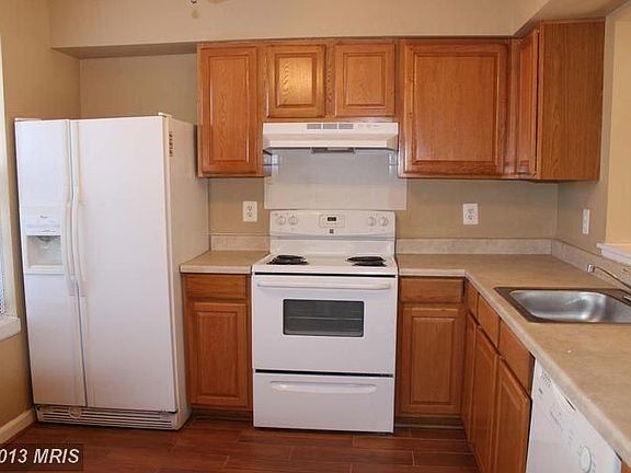3rd image of 18833 Birdseye Dr
