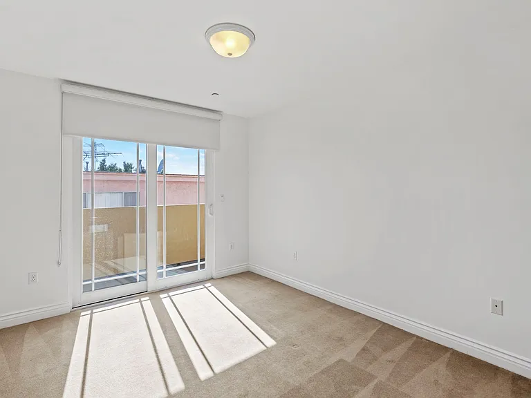 Bedroom with Balcony