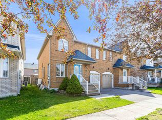 15 Vineland St, Markham, ON L3R 5S4