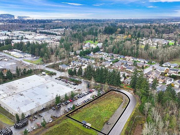 3rd image of 4110 Irongate Road