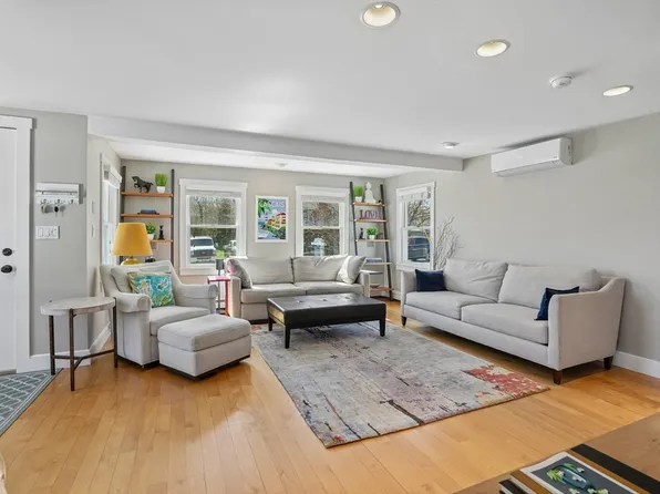 12 Hawley Rd, Scituate, MA 02066