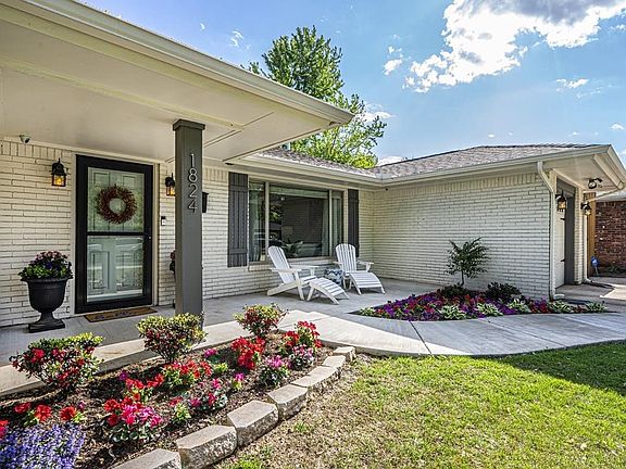3rd image of 1824 Westminster Pl