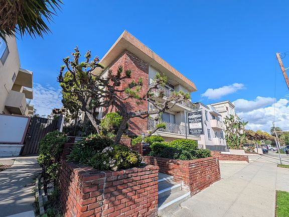 2nd image of 11731 Mayfield Ave #2