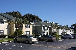 2nd image of 3988 NW 87th Ave