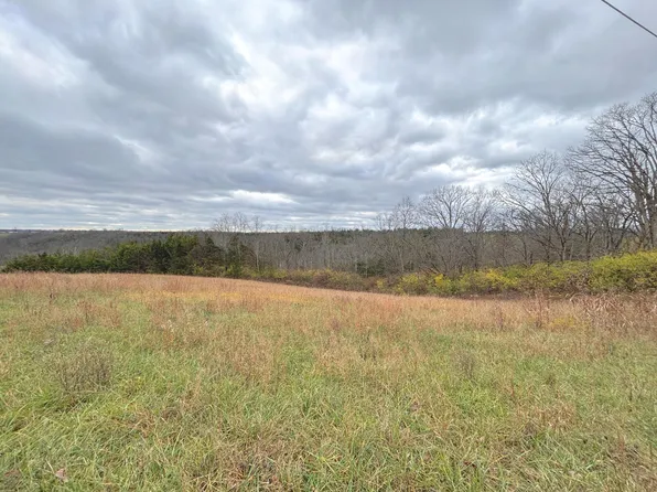 2951 Greenwood Portland Rd #B, De Mossville, KY 41033