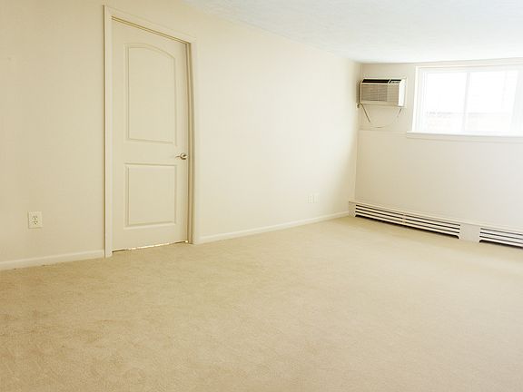 2nd image of 335 E Saint Joseph St APT 5