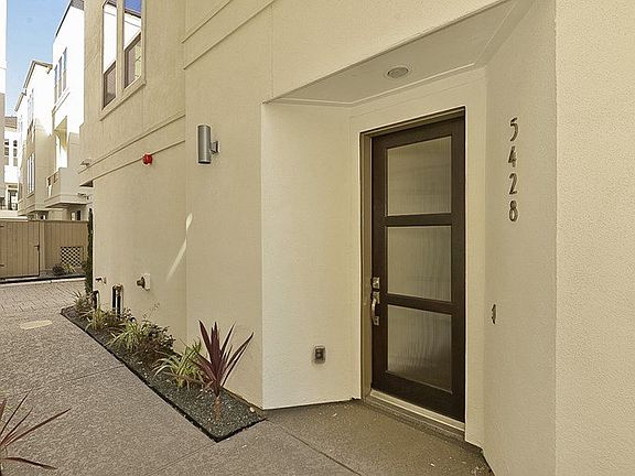 ExteriorFront
