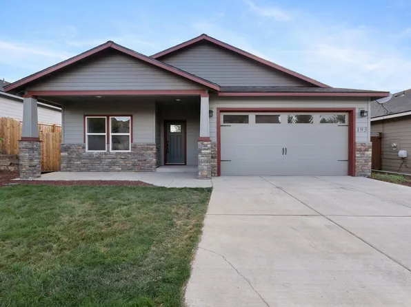 193 NW 31st St, Redmond, OR 97756