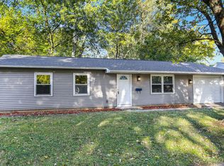 1005 Lanore Dr, Urbana, IL