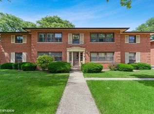 10630 W Cermak Rd APT 1W, Westchester, IL 60154