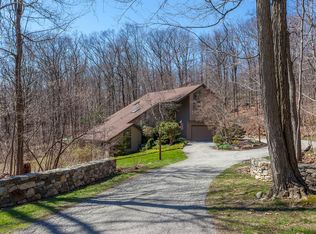 4 Alpine Rd, New Fairfield, CT 06812