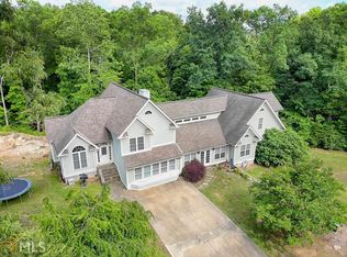 30 Princess Nancy Ln, Toccoa, GA 30577