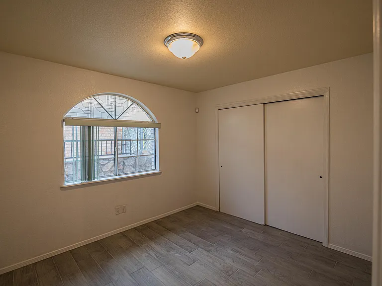 5728 Mackerel Ln — Photo 16
