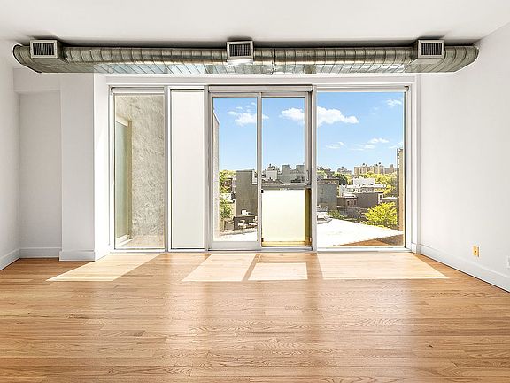 3rd image of 904 Pacific St #601