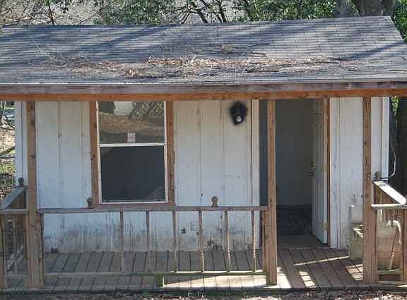 Shed