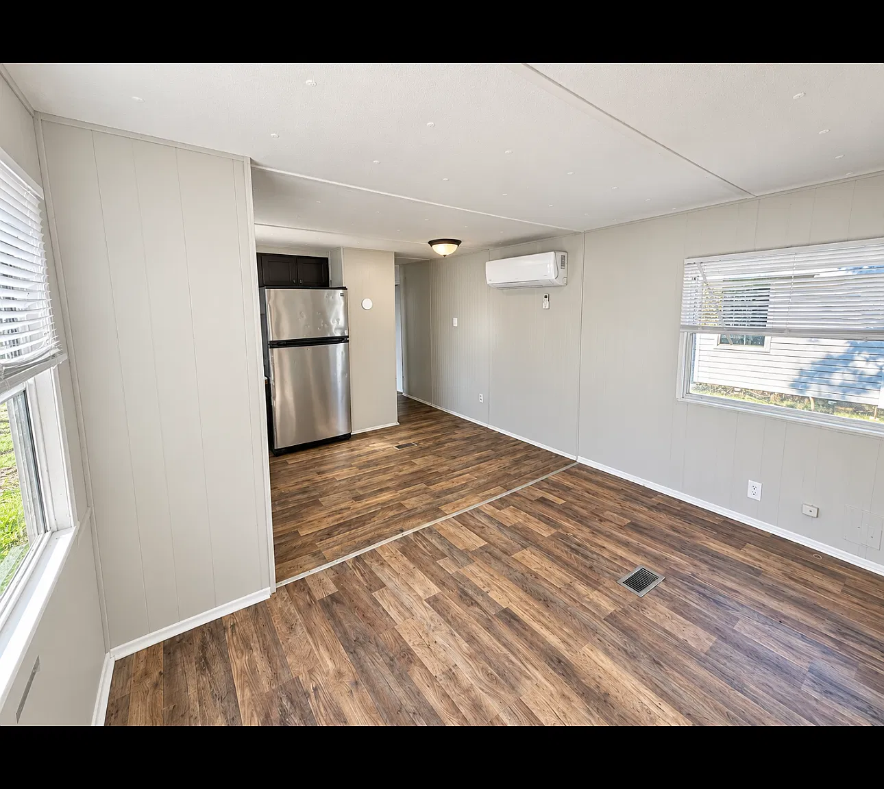 2 bed, 700 sqft, $750 — Photo 3