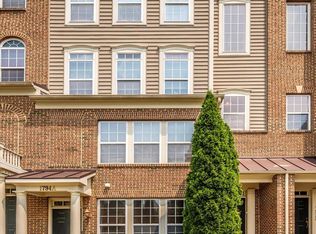 1794 Poolside Way #24-B, Frederick, MD 21701