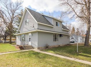 103 4th St SW, Melrose, MN 56352