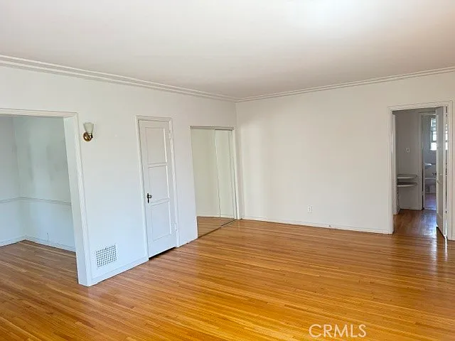 1 bed, 982 sqft, $2,500 — Photo 2