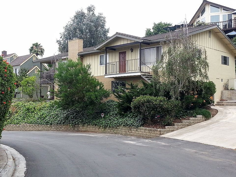 1st image of 8805 Glenira Ave
