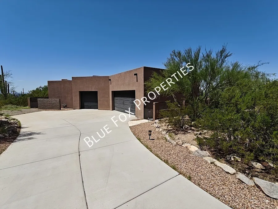 13037 N Red Quail Pl