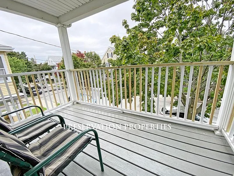 145 Alder St #2R — Photo 5